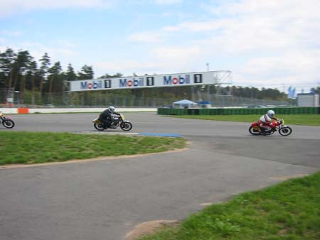 109-0950_IMG